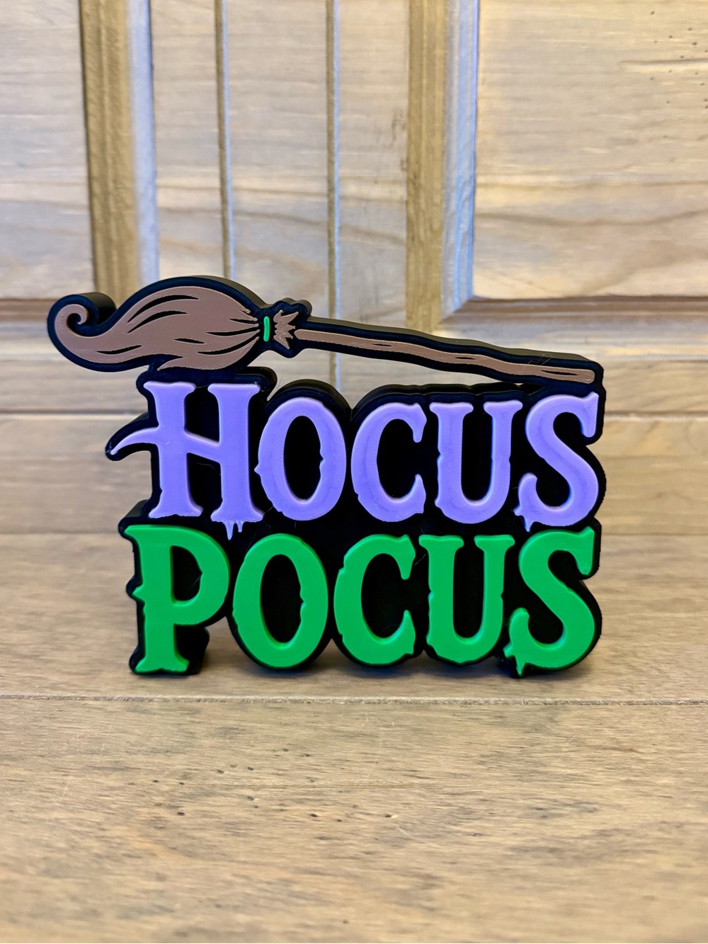 Hocus Pocus Broom Standing Halloween Decor Sign Plaque Purple Green Black NEW